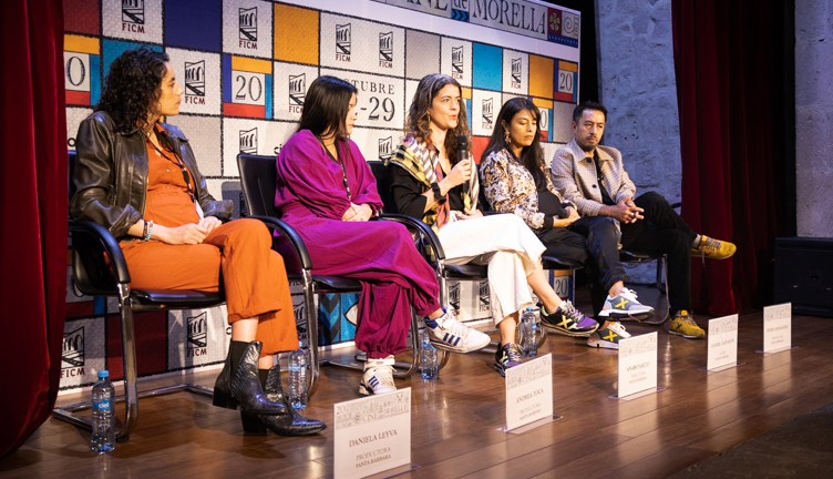 Daniela Leyva, Andrea Toca, Anaïs Pareto, Anabel Castañón, Pedro Hernández