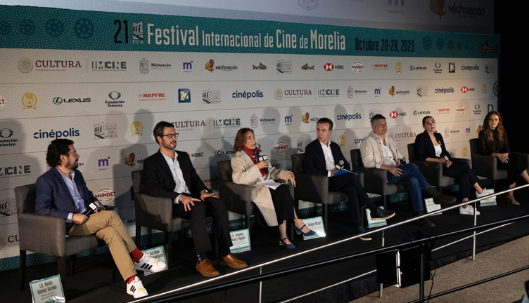 Conferencia de prensa OK
