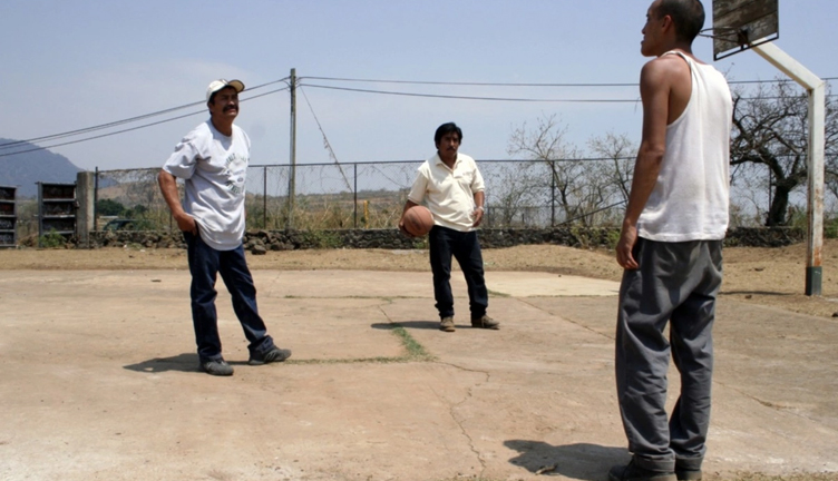 ¿Dónde están sus historias? (2007, dir. Nicolás Pereda)
