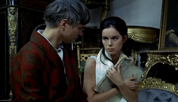 La madriguera (1969, dir. Carlos Saura)