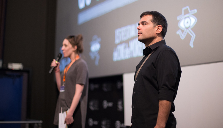 Chloë Roddick, Alex Santiago Pérez