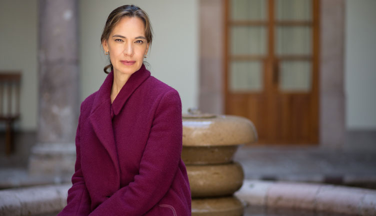 Daniela-Forbes-más-50