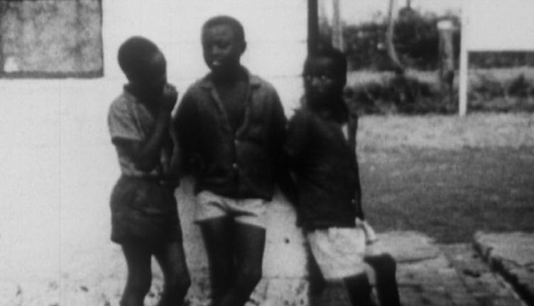 2-Censura-fotograma-de-Save-the-children