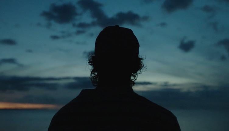 El silencio del viento (2017, dir. Álvaro Aponte-Centeno)