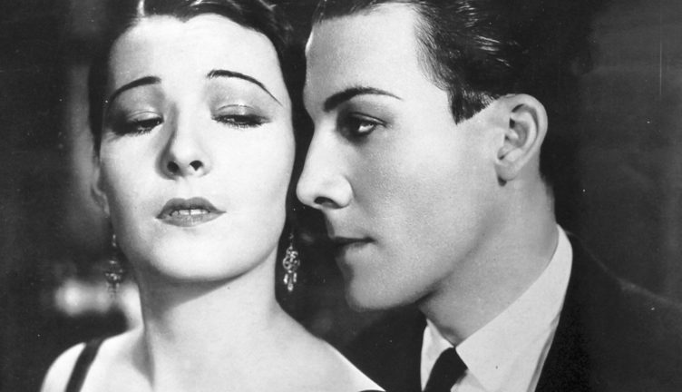 Santa (1931, dir. Antonio Moreno)
