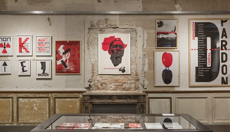 Roman Cieślewicz. La fábrica de imágenes, Museo de Artes Decorativas, 2018. Foto: Luc Boegly para Blok Magazine