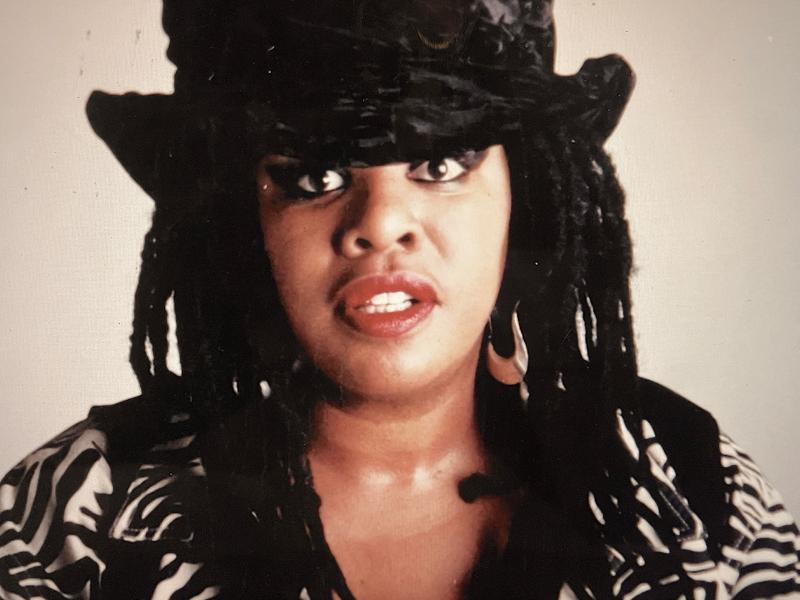 GOODBYE HORSES: LAS MUCHAS VIDAS DE Q LAZZARUS