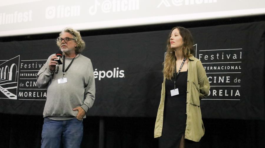 Gustavo Marcovich, Camila Mendoza
