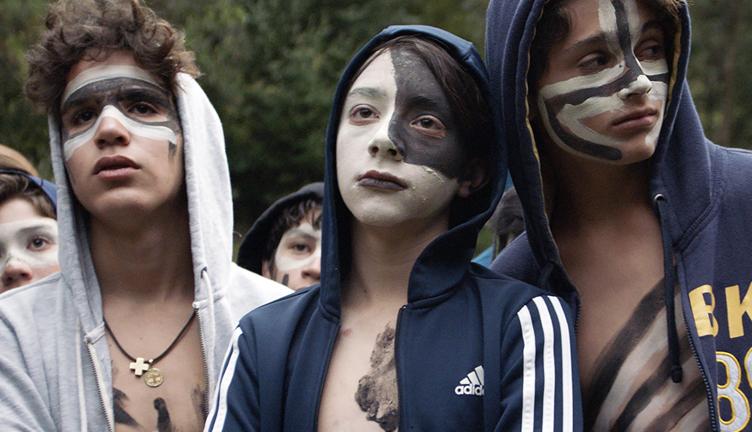 El hoyo en la cerca (2021, dir. Joaquín del Paso)