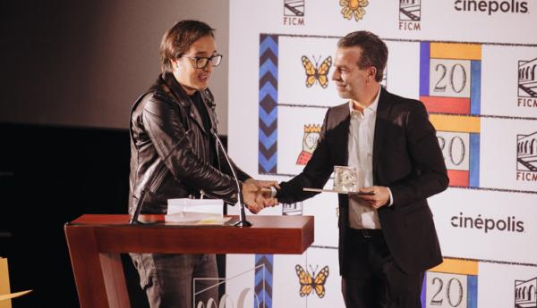 Julio Chavezmontes, Alejandro Ramírez