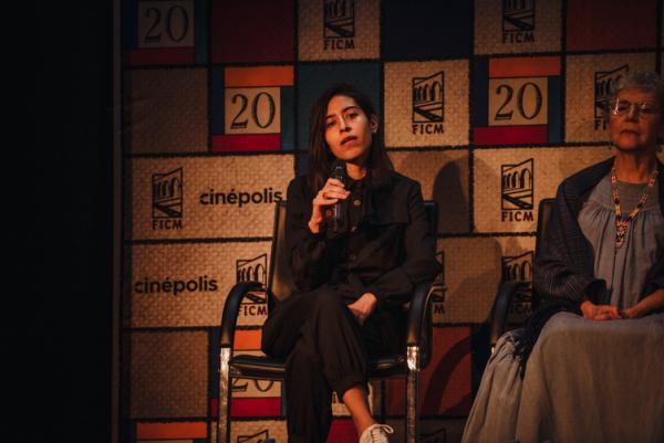 Karla Badillo, Julieta Egurrola
