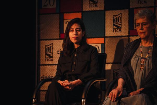 Karla Badillo, Julieta Egurrola