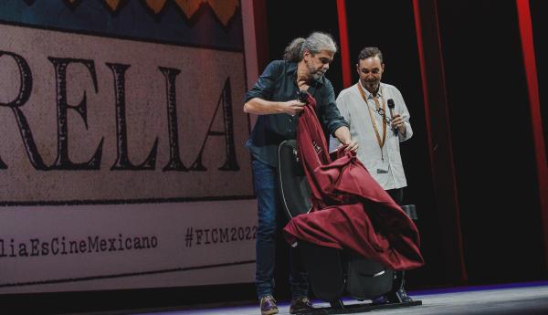  Fernando León de Aranoa, Cuauhtémoc Cárdenas Batel