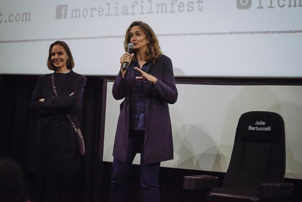Daniela Michel, Julie Bertuccelli