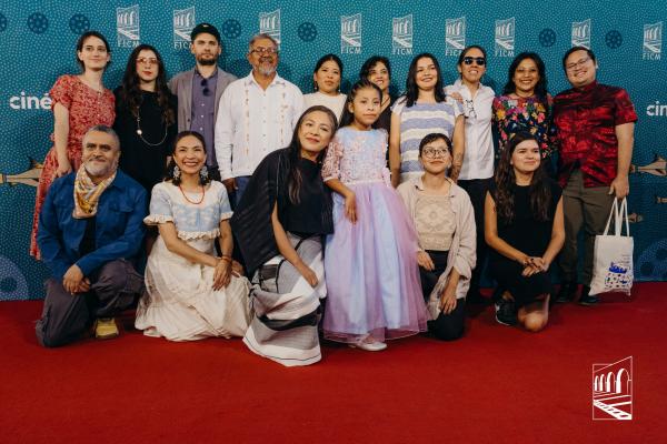 Alfombra Roja VALENTINA O LA SERENIDAD 