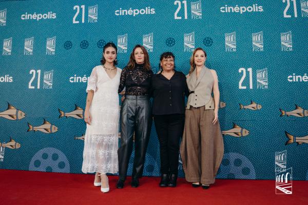 Camila Calónico, Katina Medina Mora Nieto, Teresa Sánchez, Marina de Tavera
