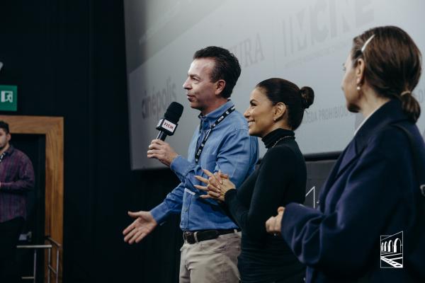 Alejandro Ramírez Magaña, Eva Longoria, Daniela Michel 