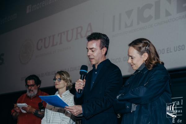 Jodie Foster, Alejandro Ramírez, Daniela Michel