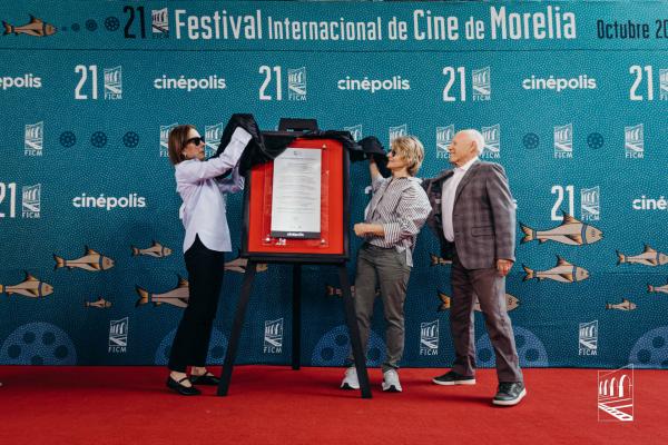 Kathleen Kennedy, Jodie Foster, Frank Marshall