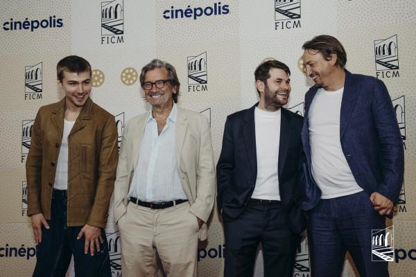 Alfombra Roja Ex Husbands 