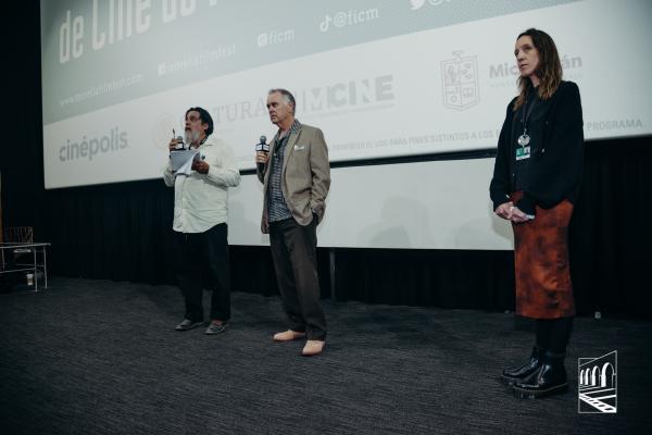 Eddie Muller, Chloë Roddick