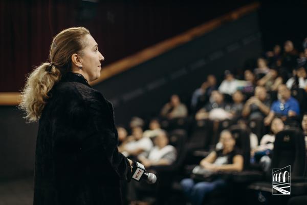 Viviana García Besné
