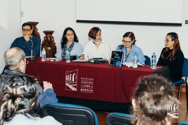 Presentación de libro: Diálogos entre el cine y otros saberes en el 21er FICM