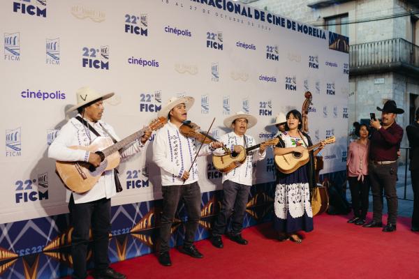 Alfombra roja de UN CUENTO DE PESCADORES