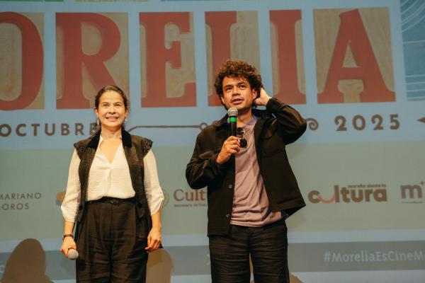 Arcelia Ramírez, Memo Villegas