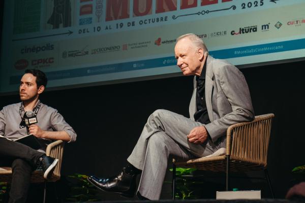 Alonso Díaz de la Vega, Stellan Skarsgård
