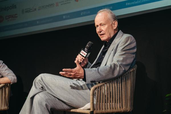Stellan Skarsgård